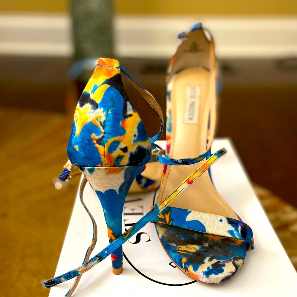 Steve Madden Multi Colored Heels